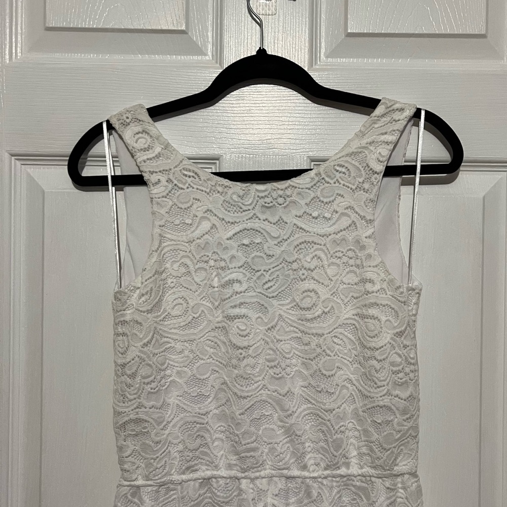 π *NEW*β Forever 21 - Womans Lace Romper - Picture 8 of 9